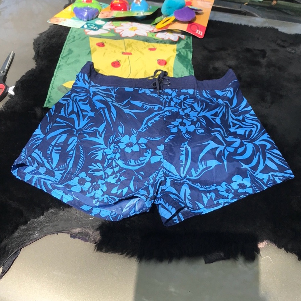 Mad Iguana Blue Tropical Print Board Shorts Velcro & Tie Front Elastic Back 16